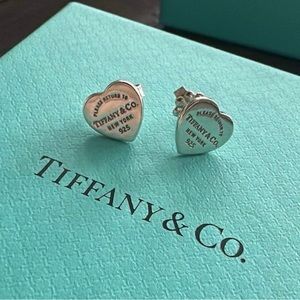 Return to Tiffany Tiffany and Co earrings